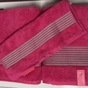Hot Pink Juicy Couture Bath Towels & Hand Towels 4 Piece Set